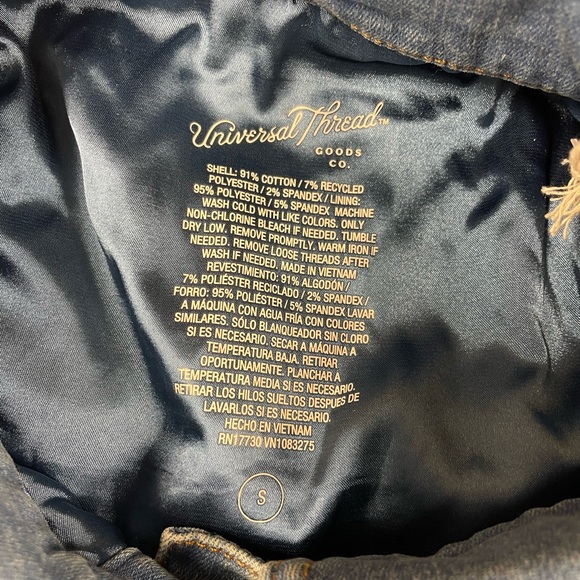 Jean jacket - Picture 12 of 15